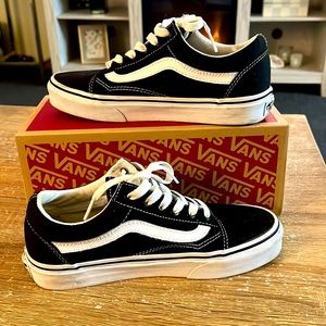 Vans Old Skool Shoes (Black/White)